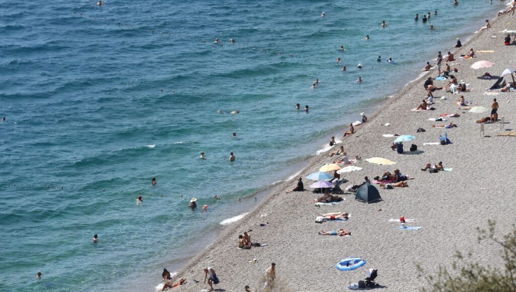 Antalya’da yaz bitmedi