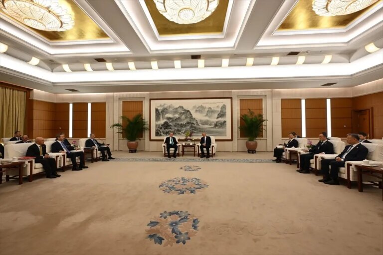 erdogan cinli yetkililerle gorustu XRdEw4sE