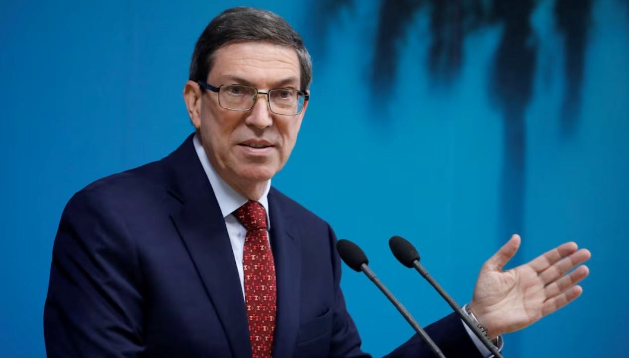 kubadan abdye tepki venezuelanin kosulsuz yanindayiz GsCaZyeF