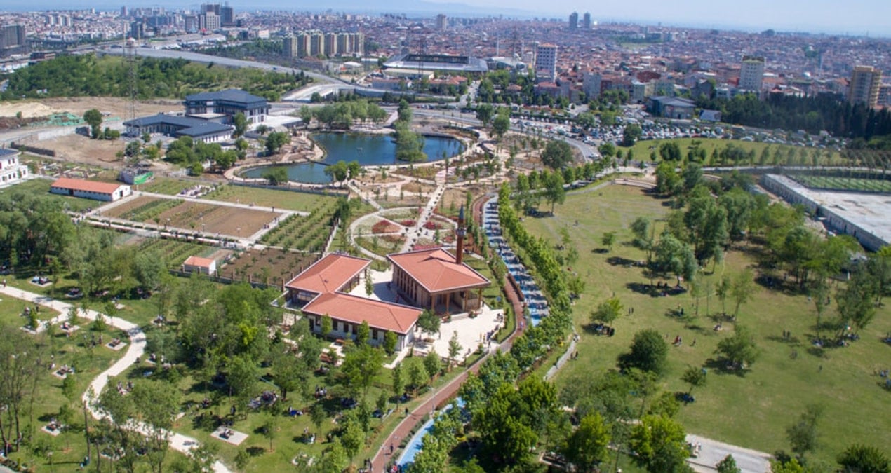 akpli belediye borcunu millet bahcesiyle odedi FRpEk5E4