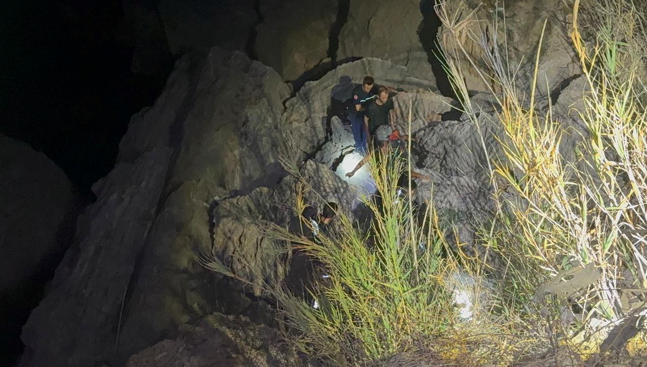 balik tutmak isterken mahsur kaldilar qMSdwsc3.jpg