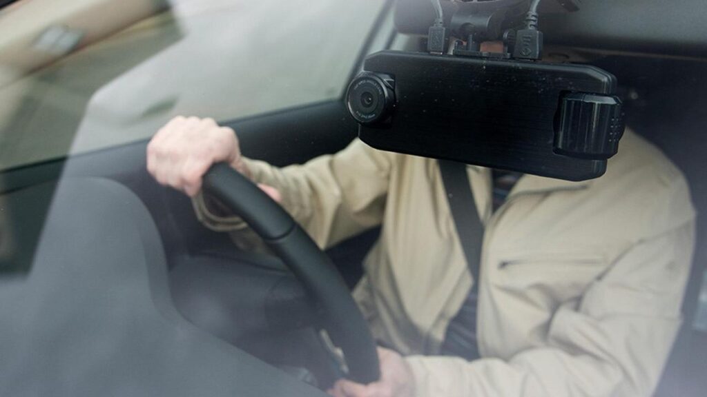 Para cezası getirilecek! 60 gün içerisinde arabasına taktırmayan yandı