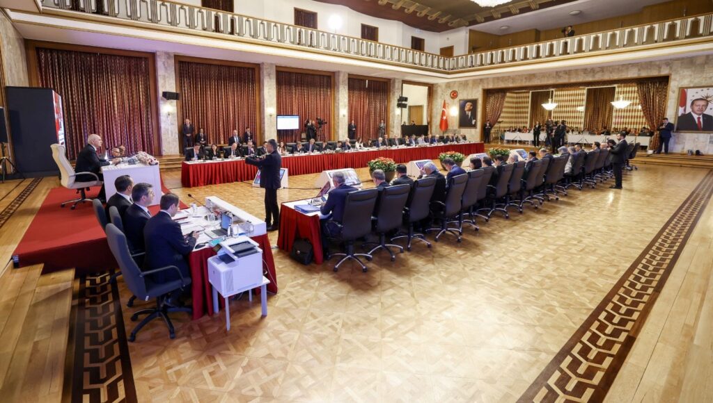 Terörsüz Türkiye komisyonu gençleri ve kadınları dinleyecek