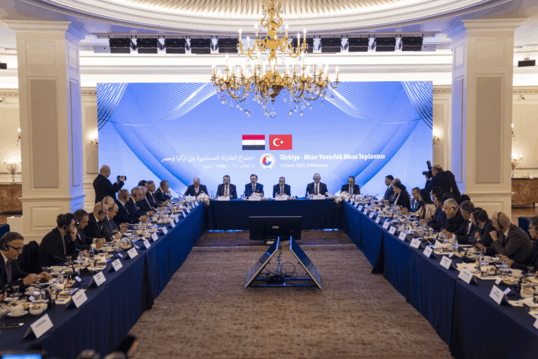 ankarada-turkiye-misir-yuvarlak-masa-toplantisi-duzenlendi-q866Opic.png