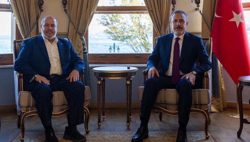 Bakan Fidan, Hamas Siyasi Büro üyeleri ile bir araya geldi