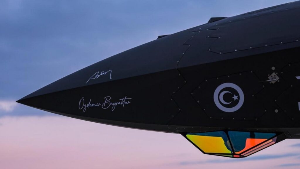 Ambargolar ellerine patladı! KIZILELMA’ya büyük ilgi! ‘Türkiye Çin ile rekabet edebilir!’