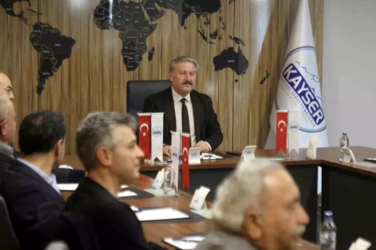 kayseri-serbest-bolgede-2025-yilinin-son-yonetim-kurulu-toplantisi-gerceklesti-96lF7jcx.jpg