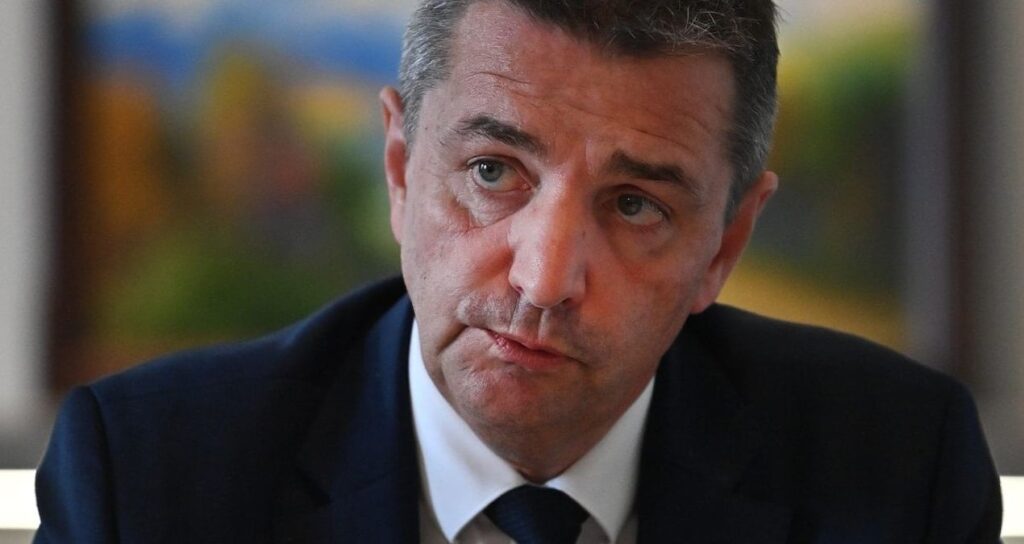 Şantajcı belediye başkanı rakibini utanç verici görüntülerle etkisiz hale getirmiş