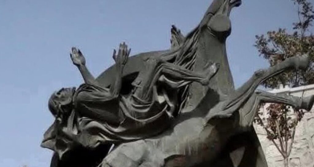 Suriye’de Papa’nın hediye ettiği Aziz Paul heykeli çalındı