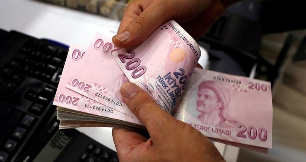 Yaşlı ve engelli aylıkları bugün hesaplara yatıyor