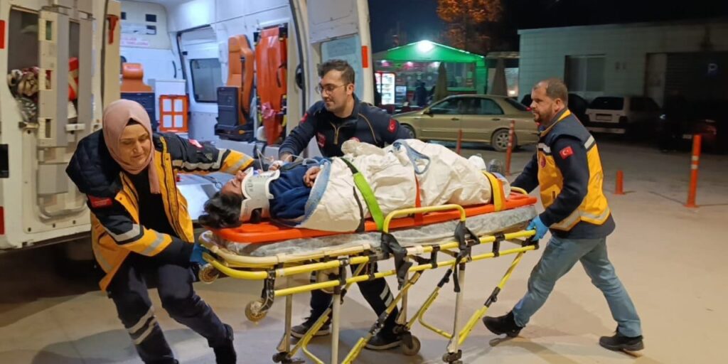 Yük asansöründe sıkışan işçi ağır yaralandı: Genç kadın yaşam mücadelesi veriyor