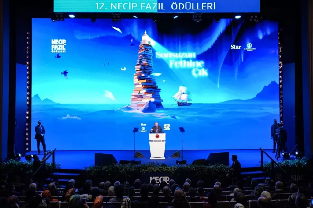 Erdoğan’dan Kültürel Bağımsızlık Vurgusu